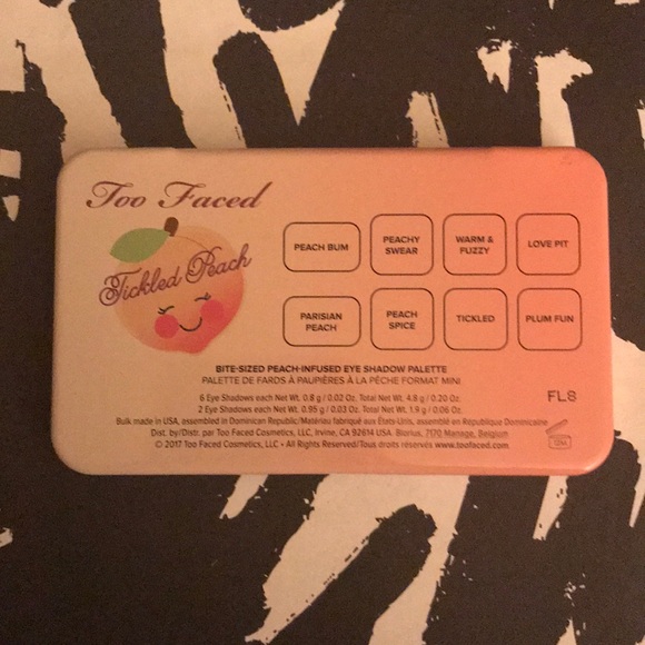 Too Faced Tickled Peach Eyeshadow Palette - Picture 6 of 7